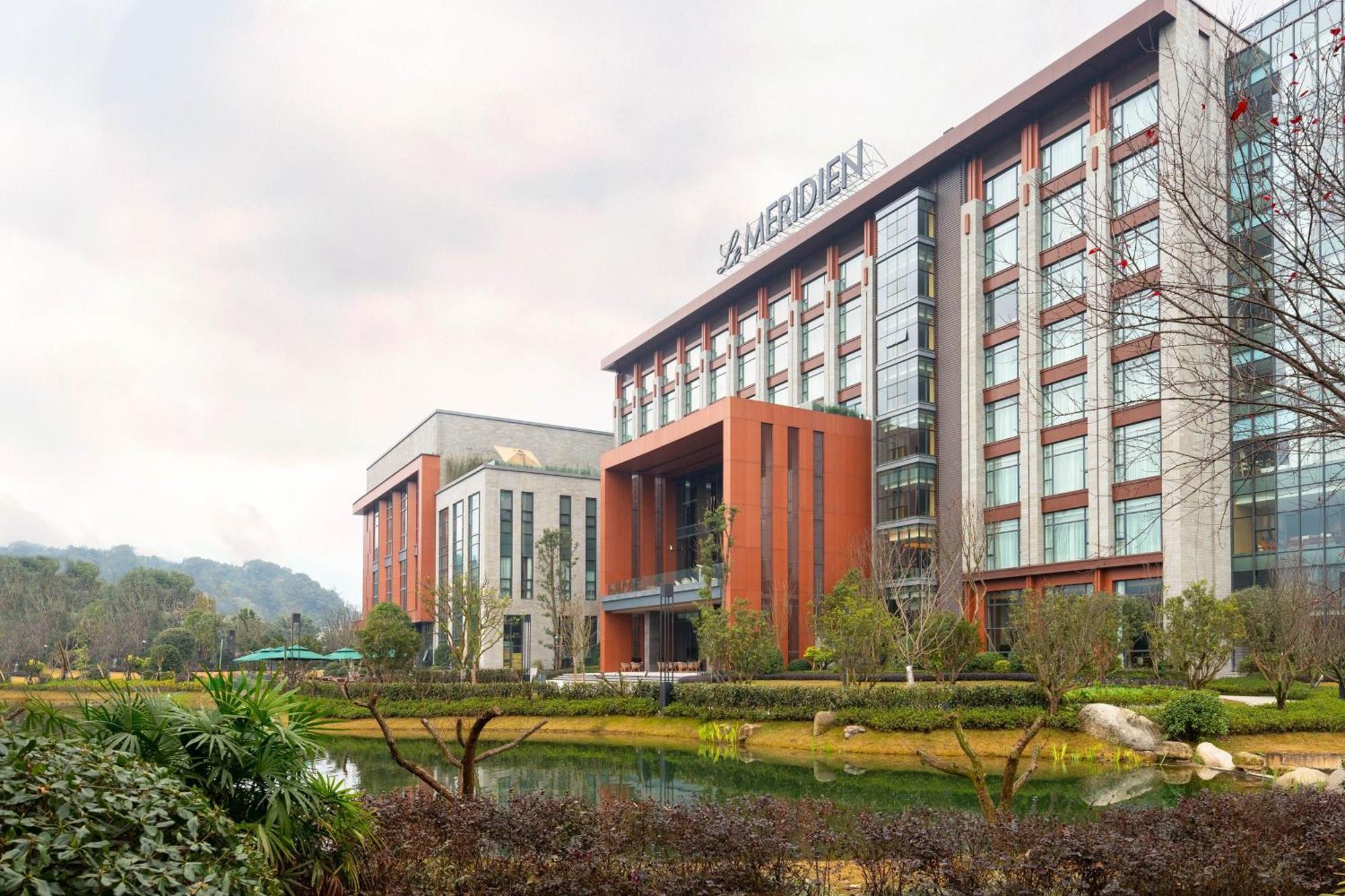 เลอ เมริเดียน เออเหมย เมาน์เท็น รีสอร์ต Hotel ภูเขาเอ๋อเหมยชาน ภายนอก รูปภาพ