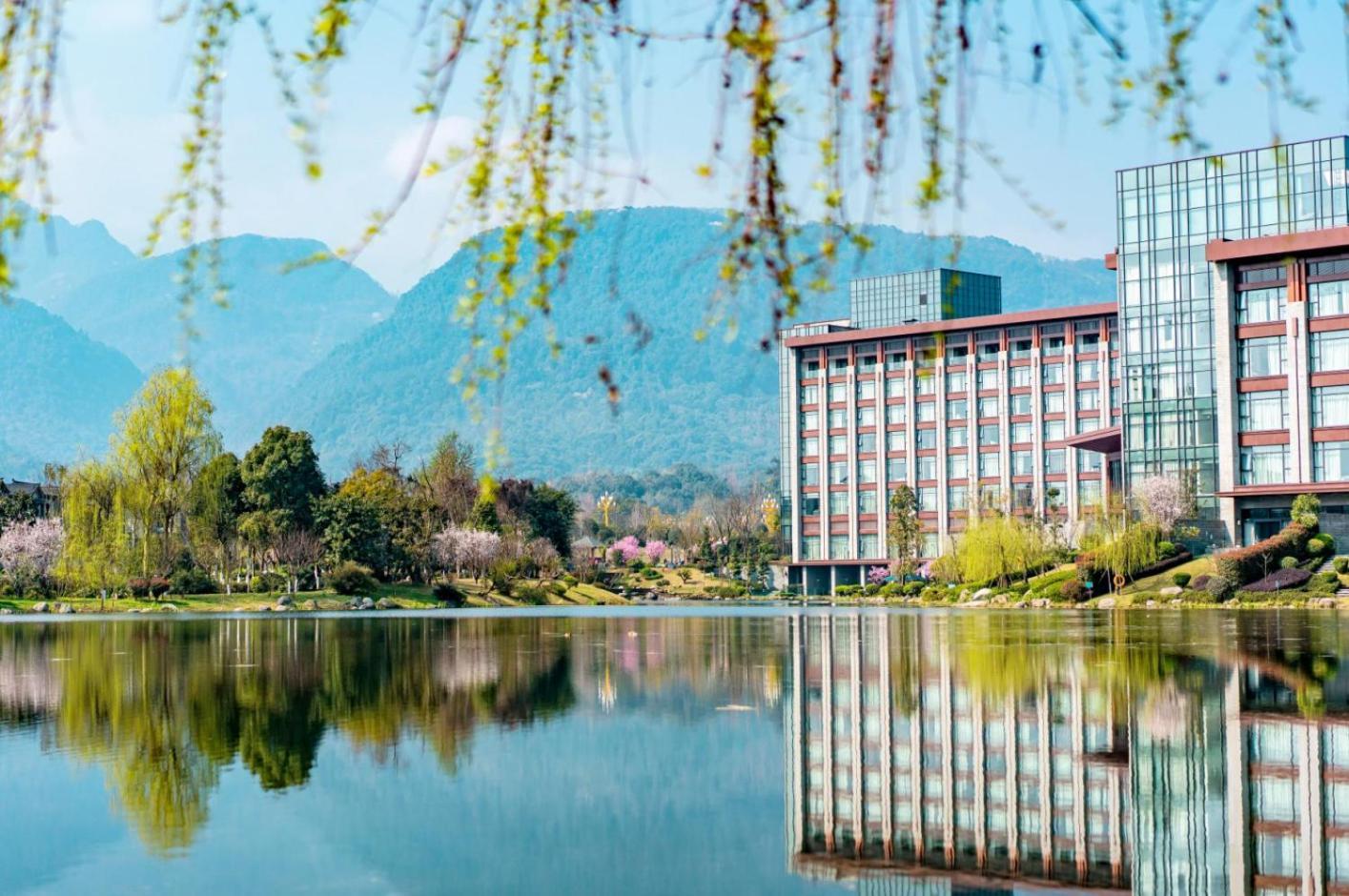 เลอ เมริเดียน เออเหมย เมาน์เท็น รีสอร์ต Hotel ภูเขาเอ๋อเหมยชาน ภายนอก รูปภาพ